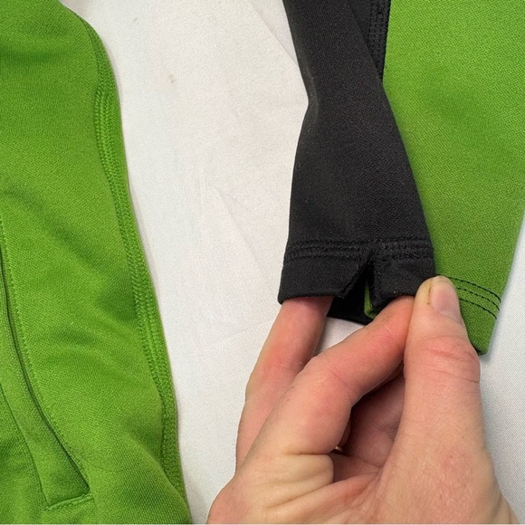 2/$20 The North Face Boys Small Green Black Zip Hooded Sweatshirt Hoodie Jacket - Picture 3 of 8